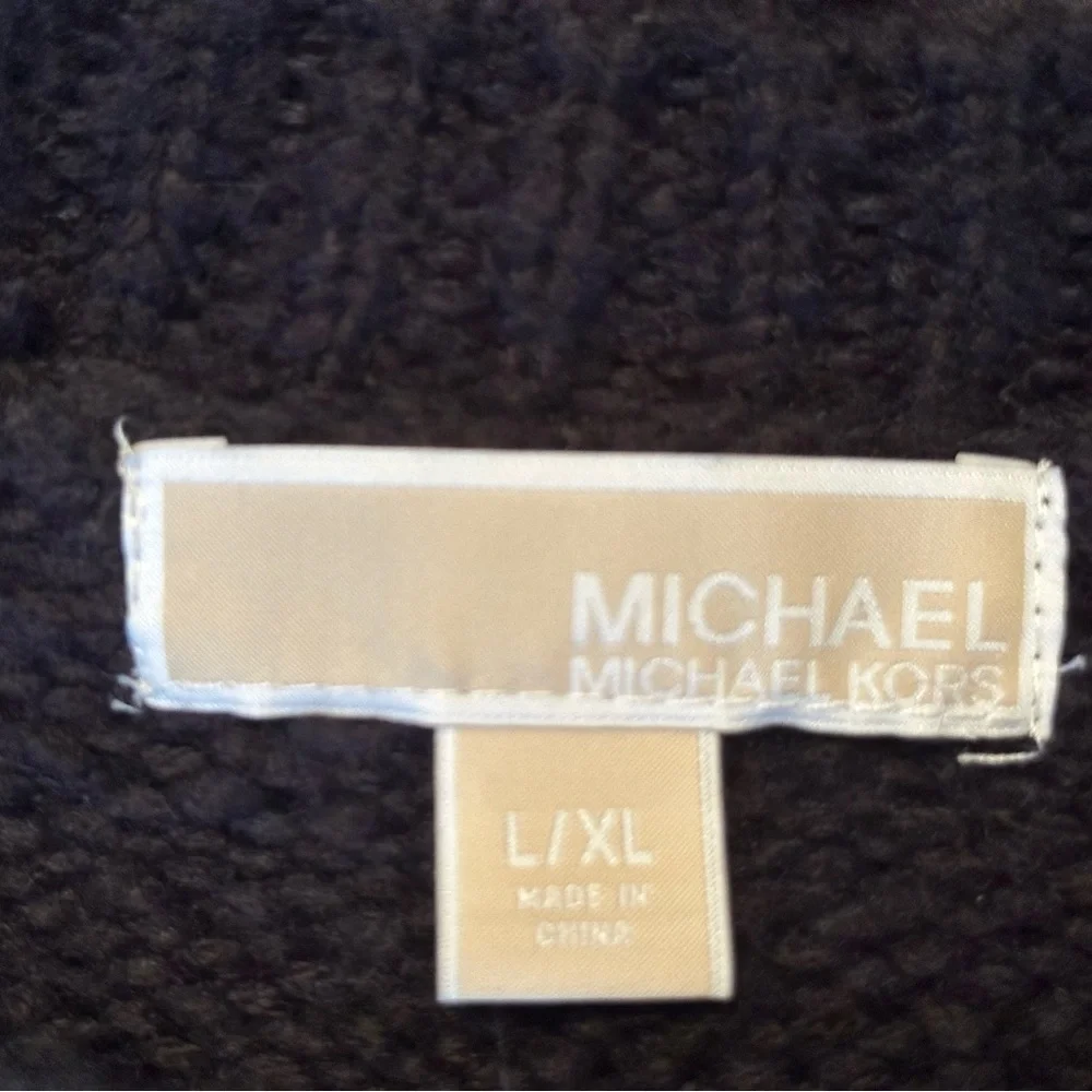 Michael Kors Black Wool blend Poncho/Cape with Faux Fur Collar - Picture 5 of 7